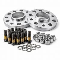 Stecker & Vergrößerungsgerte