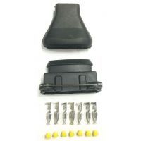 Connectors / sockets